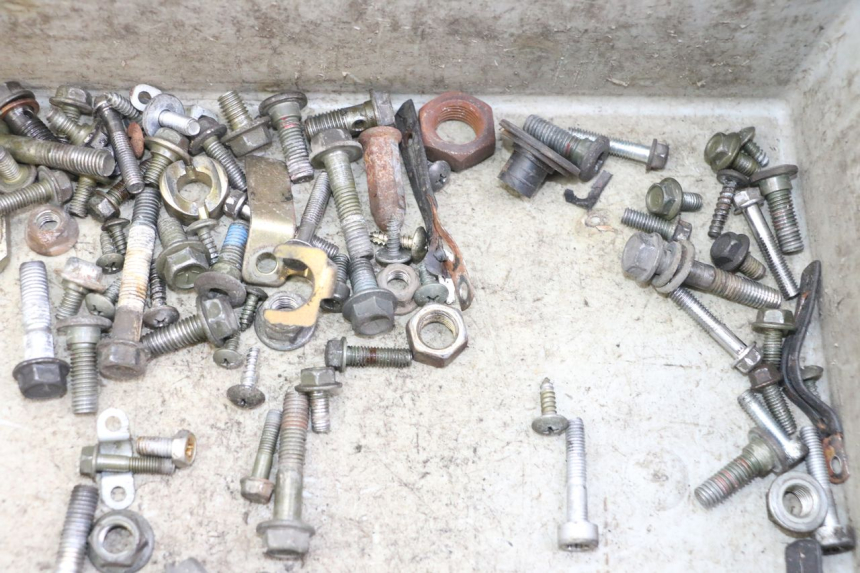 photo de ZAK SCHROEVEN EN BEVESTIGINGSMATERIAAL PEUGEOT TWEET PRO CARGO 50 (2018 - 2022) - Andere kijkhoek