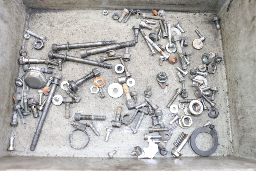 photo de ZAK SCHROEVEN EN BEVESTIGINGSMATERIAAL KEEWAY TX 50 (2008 - 2015) - Hoofdaanzicht