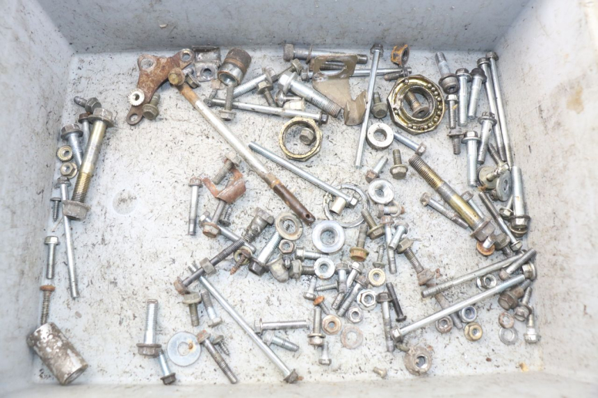 photo de ZAK SCHROEVEN EN BEVESTIGINGSMATERIAAL PEUGEOT V-CLIC VCLIC 50 (2007 - 2013) - Hoofdaanzicht