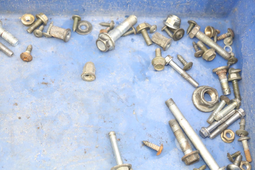 photo de ZAK SCHROEVEN EN BEVESTIGINGSMATERIAAL PEUGEOT V-CLIC VCLIC 50 (2007 - 2013) - Andere kijkhoek