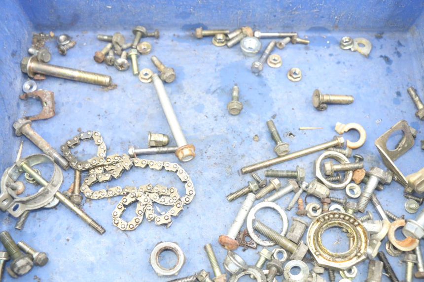 photo de ZAK SCHROEVEN EN BEVESTIGINGSMATERIAAL PEUGEOT V-CLIC VCLIC 50 (2007 - 2013) - Detail van het onderdeel