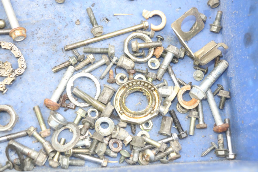 photo de ZAK SCHROEVEN EN BEVESTIGINGSMATERIAAL PEUGEOT V-CLIC VCLIC 50 (2007 - 2013) - Andere kijkhoek