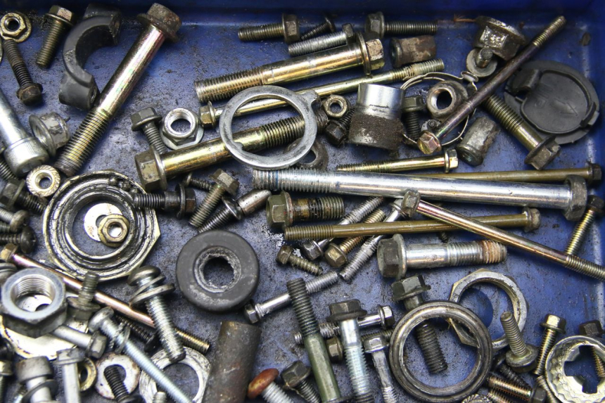 photo de ZAK SCHROEVEN EN BEVESTIGINGSMATERIAAL PIAGGIO VESPA GTS SUPER IE 125 (2009 - 2016) - Andere kijkhoek