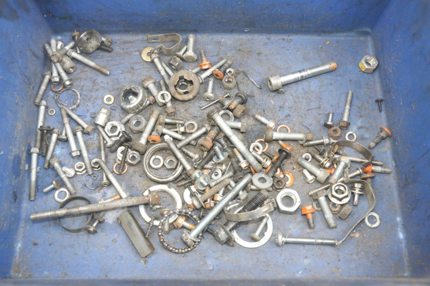 photo de ZAK SCHROEVEN EN BEVESTIGINGSMATERIAAL PIAGGIO VESPA S 2T 50 (2007 - 2014) - Hoofdaanzicht