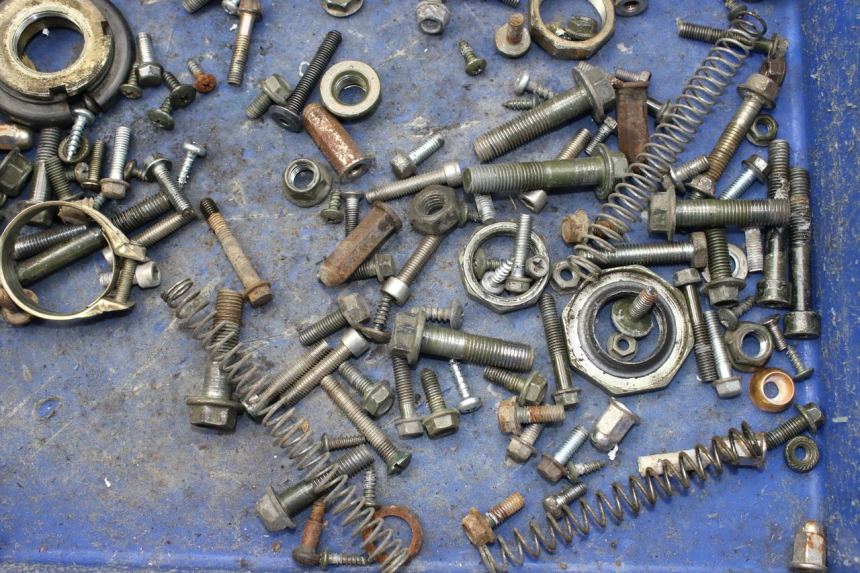 photo de ZAK SCHROEVEN EN BEVESTIGINGSMATERIAAL EUROCKA VIRTUALITY GT 4T 50 (2011 - 2017) - Detail van het onderdeel