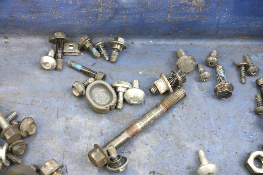 photo de ZAK SCHROEVEN EN BEVESTIGINGSMATERIAAL YAMAHA X-MAX XMAX 125 (2010 - 2013) - Overzicht