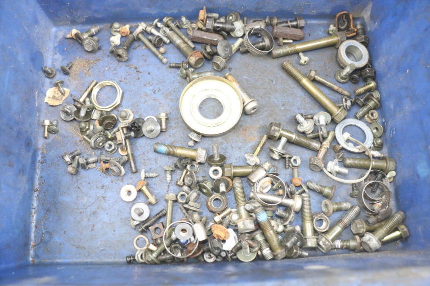 photo de ZAK SCHROEVEN EN BEVESTIGINGSMATERIAAL KYMCO X-TOWN XTOWN 125 (2016 - 2021) - Hoofdaanzicht