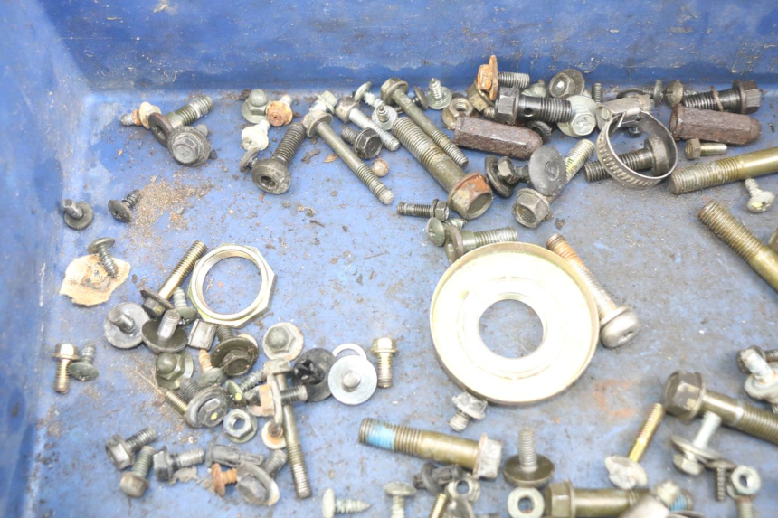 photo de ZAK SCHROEVEN EN BEVESTIGINGSMATERIAAL KYMCO X-TOWN XTOWN 125 (2016 - 2021) - Andere kijkhoek