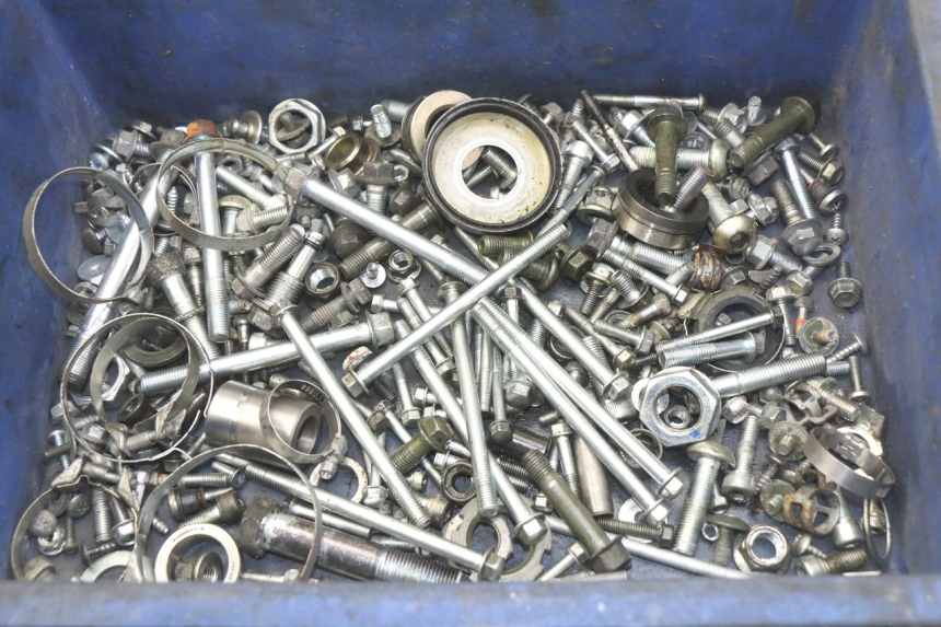 photo de ZAK SCHROEVEN EN BEVESTIGINGSMATERIAAL YAMAHA XP T-MAX TMAX 500 (2004 - 2007) - Hoofdaanzicht