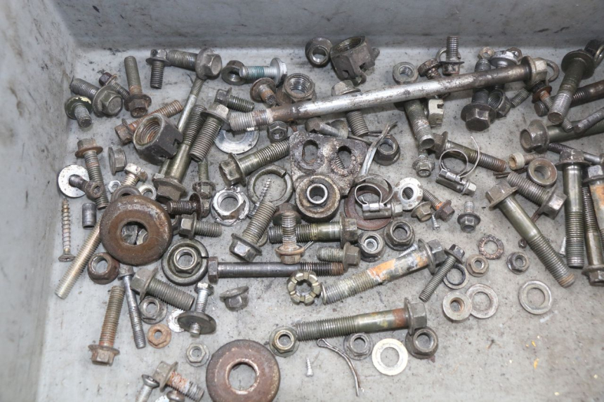 photo de ZAK SCHROEVEN EN BEVESTIGINGSMATERIAAL SHINERAY XY150STE 150 - Zoom op gebruiksstaat