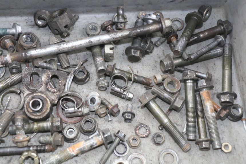 photo de ZAK SCHROEVEN EN BEVESTIGINGSMATERIAAL SHINERAY XY150STE 150 - Andere kijkhoek