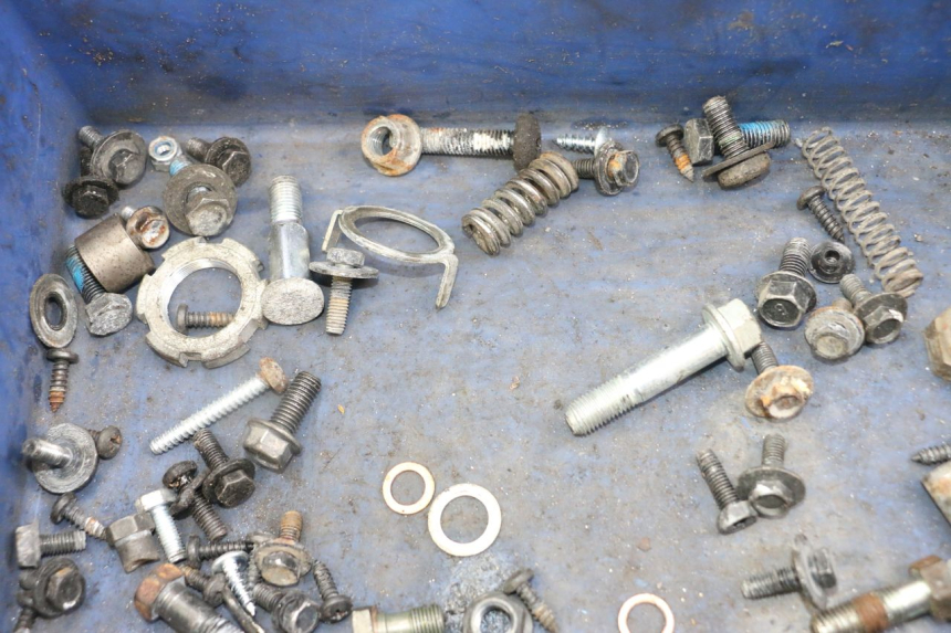 photo de ZAK SCHROEVEN EN BEVESTIGINGSMATERIAAL YAMAHA NEO'S NEOS 2T EASY 50 (2013 - 2016) - Andere kijkhoek