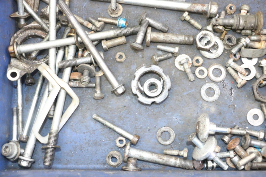 photo de ZAK SCHROEVEN EN BEVESTIGINGSMATERIAAL YAMAHA YZ-F YZF 250 (2007 - 2013) - Andere kijkhoek