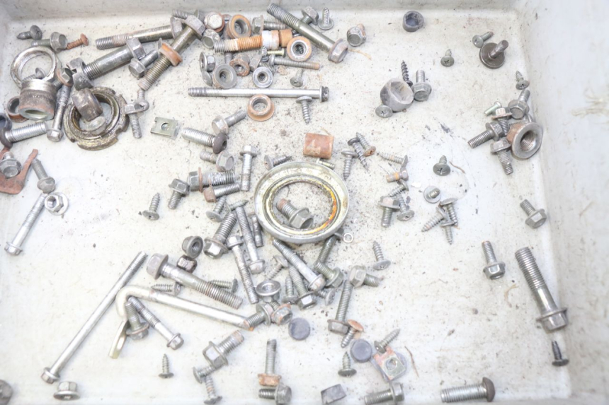 photo de ZAK SCHROEVEN EN BEVESTIGINGSMATERIAAL YIYING YY50QT-10 50 (2007 - 2022) - Detail van het onderdeel