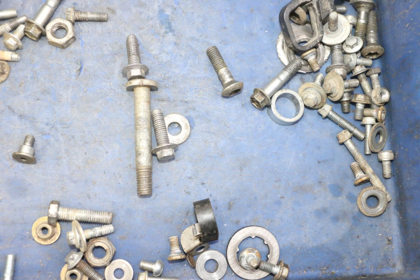 photo de ZAK SCHROEVEN EN BEVESTIGINGSMATERIAAL YAMAHA YZ-F YZF 250 (2014 - 2018) - Andere kijkhoek