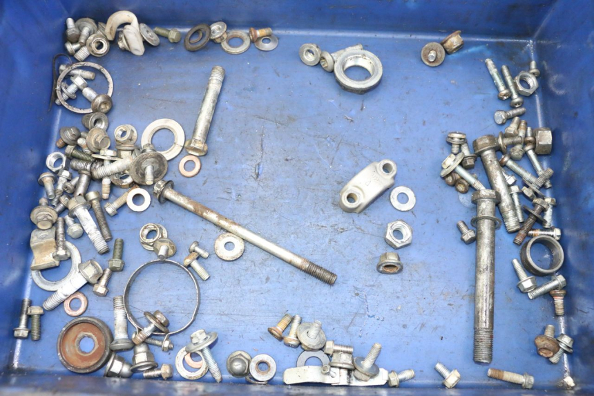 photo de ZAK SCHROEVEN EN BEVESTIGINGSMATERIAAL YAMAHA YZ 85 (2002 - 2018) - Hoofdaanzicht