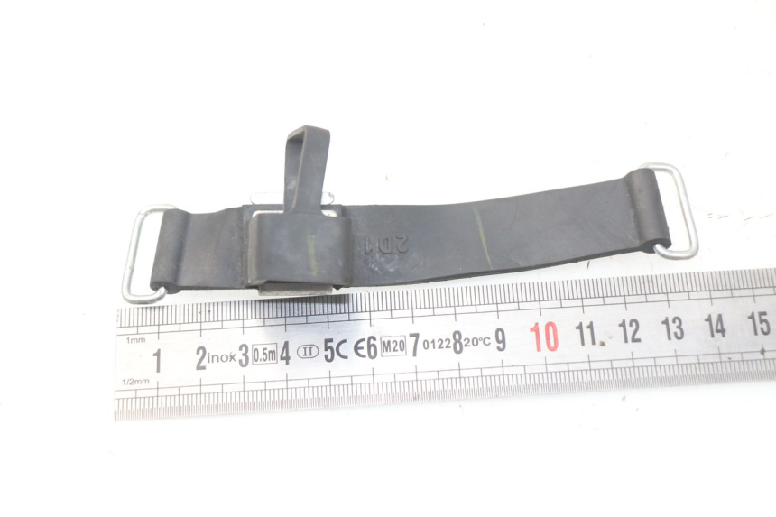 photo de ACCUBAND YAMAHA FZ8 800 (2010 - 2016) - Detail van het onderdeel