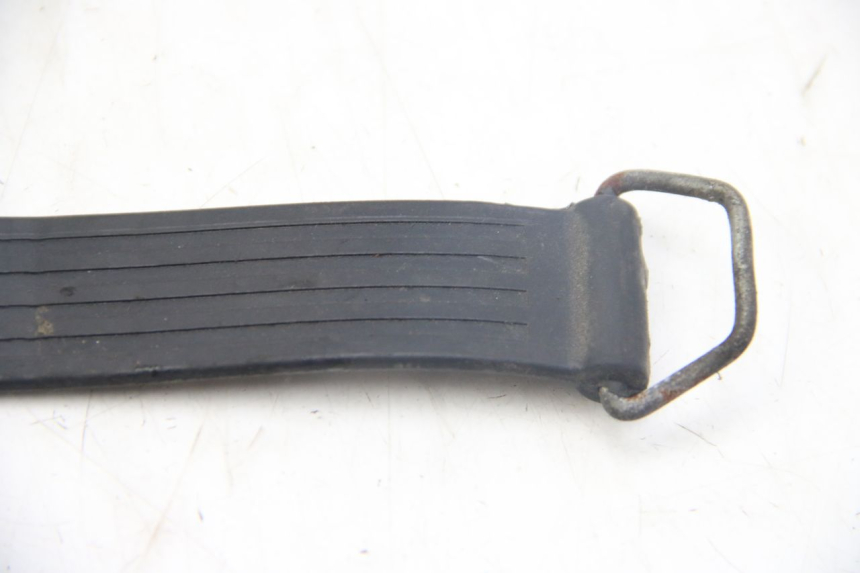 photo de ACCUBAND PIAGGIO MP3 125 (2006 - 2014) - Detail van het onderdeel