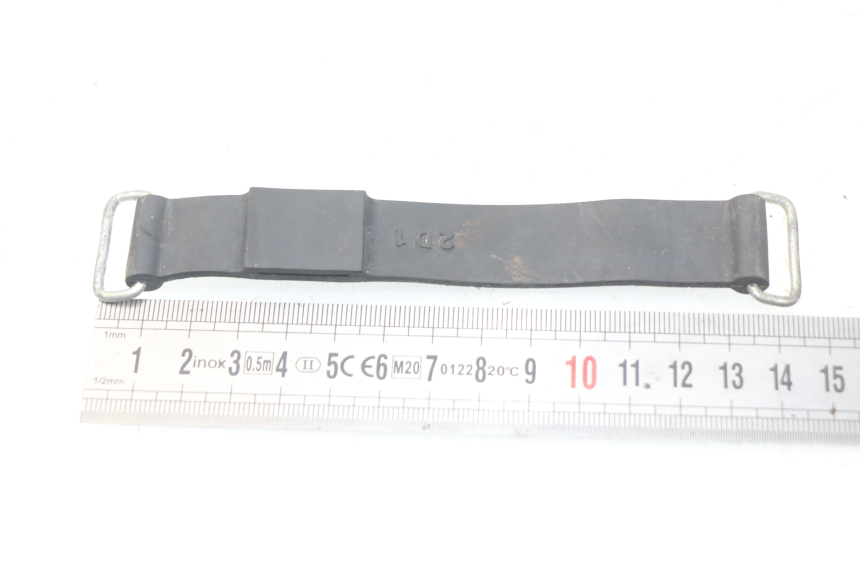 photo de RIEM VOOR GEREEDSCHAPSTAS YAMAHA FZ8 800 (2010 - 2016) - Zoom op gebruiksstaat