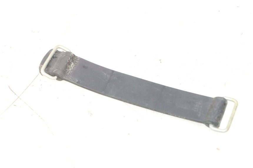 photo de RIEM VOOR GEREEDSCHAPSTAS YAMAHA FZ8 800 (2010 - 2016) - Detail van het onderdeel
