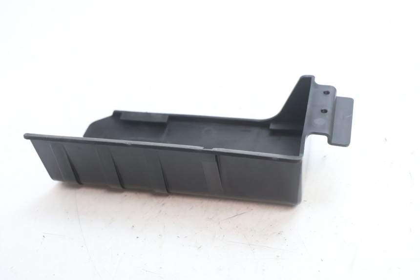 photo de RIEM VOOR GEREEDSCHAPSTAS SUZUKI GSR 600 (2005 - 2012) - Detail van het onderdeel