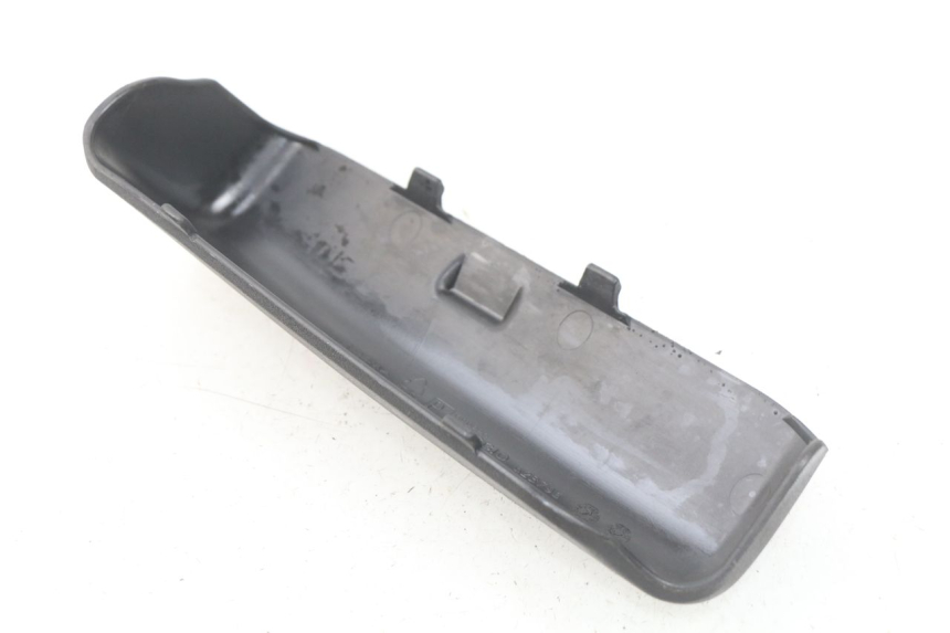 photo de RIEM VOOR GEREEDSCHAPSTAS PIAGGIO MP3 125 (2006 - 2014) - Detail van het onderdeel