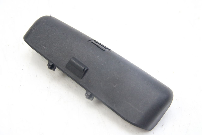 photo de RIEM VOOR GEREEDSCHAPSTAS PIAGGIO MP3 125 (2006 - 2014) - Zoom op gebruiksstaat