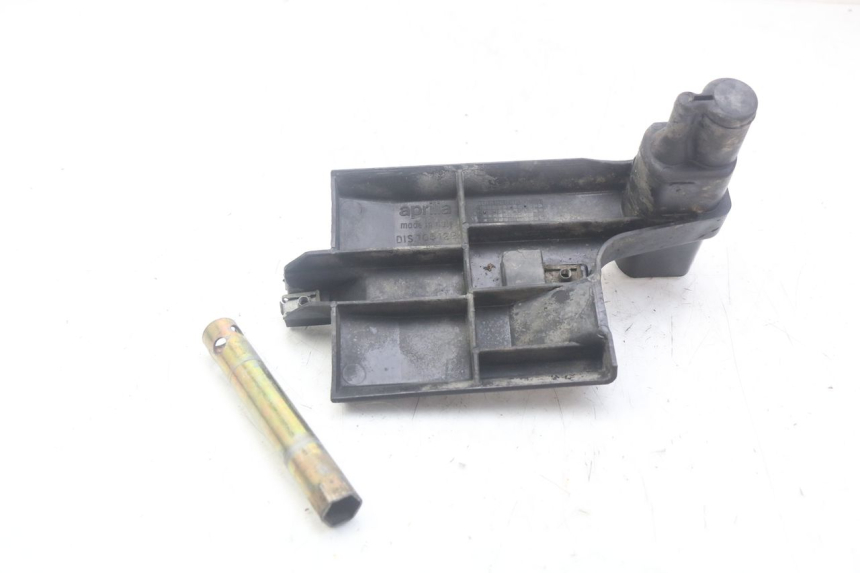 photo de RIEM VOOR GEREEDSCHAPSTAS APRILIA SCARABEO 100 (2003 - 2012) - Andere kijkhoek