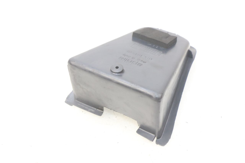 photo de RIEM VOOR GEREEDSCHAPSTAS APRILIA SR LC 50 (1997 - 2004) - Zoom op gebruiksstaat