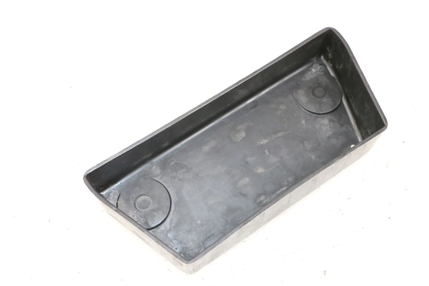 photo de RIEM VOOR GEREEDSCHAPSTAS SUZUKI VL INTRUDER 125 (2004 - 2007) - Hoofdaanzicht