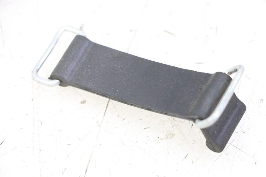 photo de RIEM VOOR GEREEDSCHAPSTAS YAMAHA YP T-MAX TMAX 530 (2017 - 2020) - Detail van het onderdeel