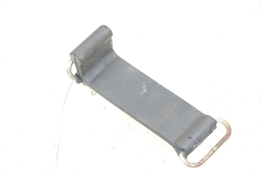 photo de RIEM VOOR GEREEDSCHAPSTAS YAMAHA YP MAJESTY 125 (2002 - 2006) - Detail van het onderdeel