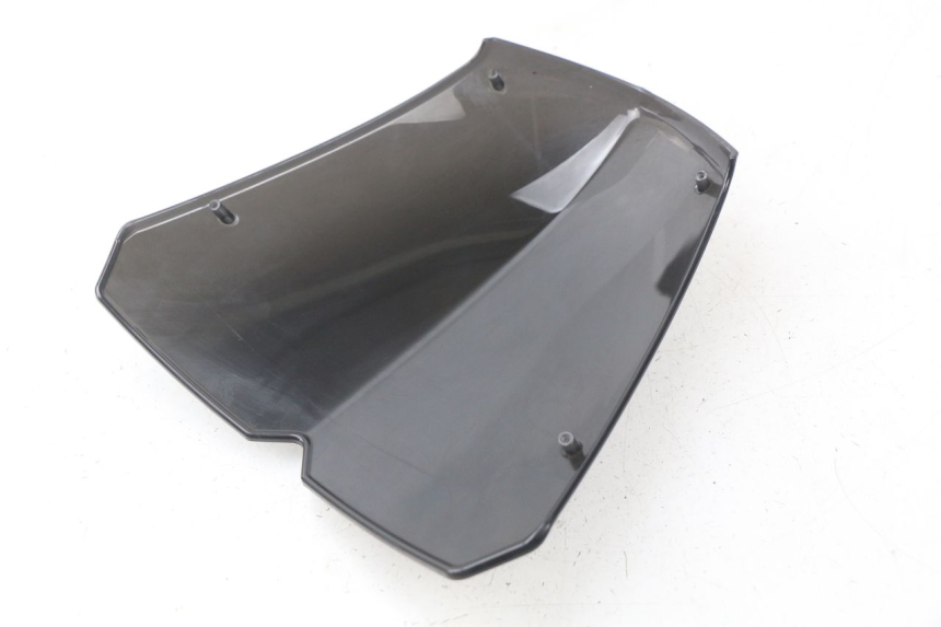 photo de WINDSCHERM PEUGEOT KISBEE 2T 50 (2010 - 2017) - Technische close-up