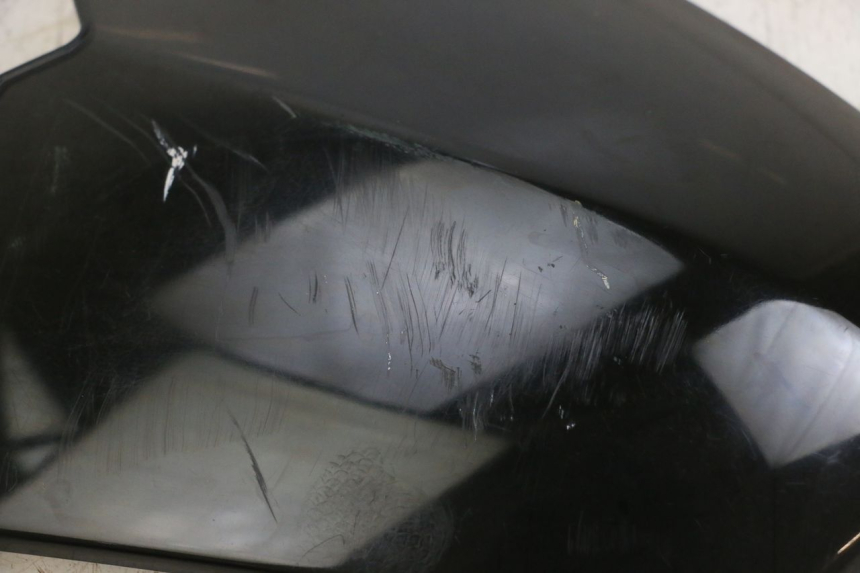 photo de WINDSCHERM PEUGEOT KISBEE 2T 50 (2018 - 2022) - Zoom op gebruiksstaat