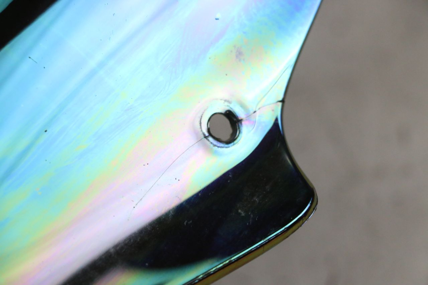 photo de WINDSCHERM YAMAHA FZ1 FAZER 1000 (2007 - 2009) - Bevestigingspunten