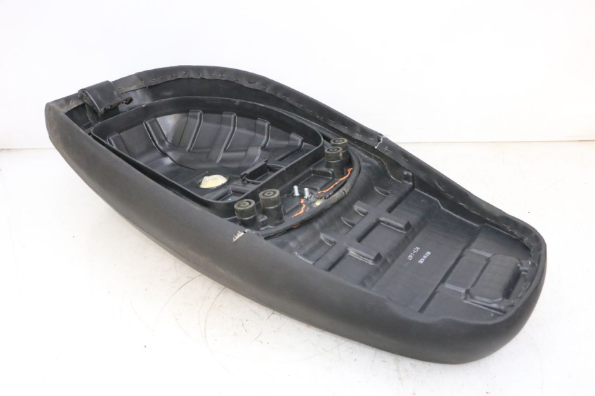 photo de ZITSEL KYMCO AGILITY 4T 50 (2018 - 2022) - Gecontroleerd onderdeel