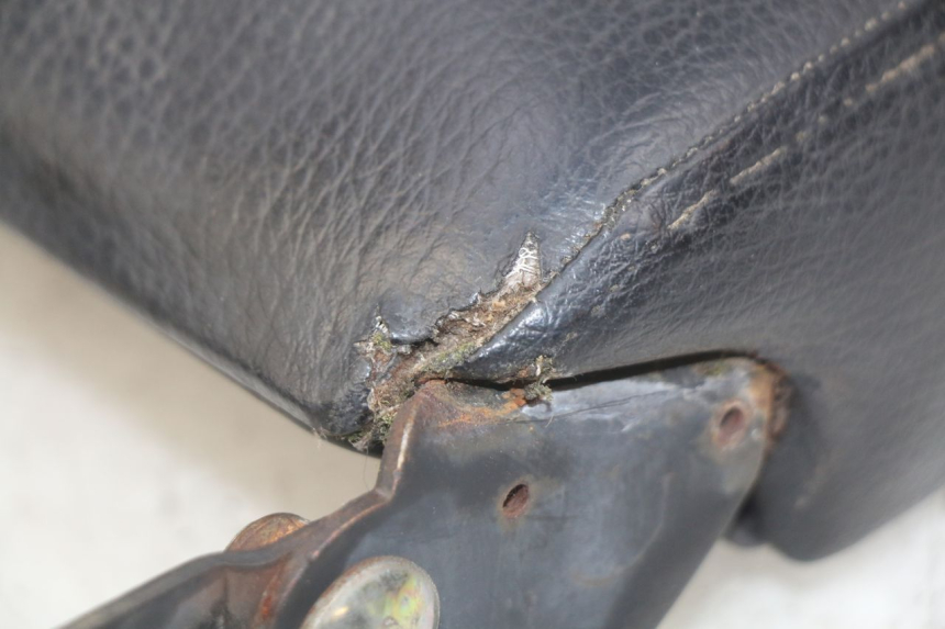 photo de ACHTERZITJE KYMCO AGILITY 4T 50 (2005 - 2018) - Markeringen en referenties