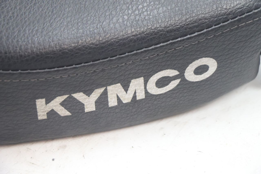 photo de ACHTERZITJE KYMCO AGILITY 4T 50 (2005 - 2018) - Detail van het onderdeel