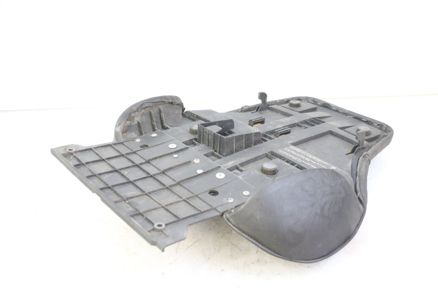 photo de ACHTERZITJE BMW C1 125 (2000 - 2003) - Bevestigingspunten