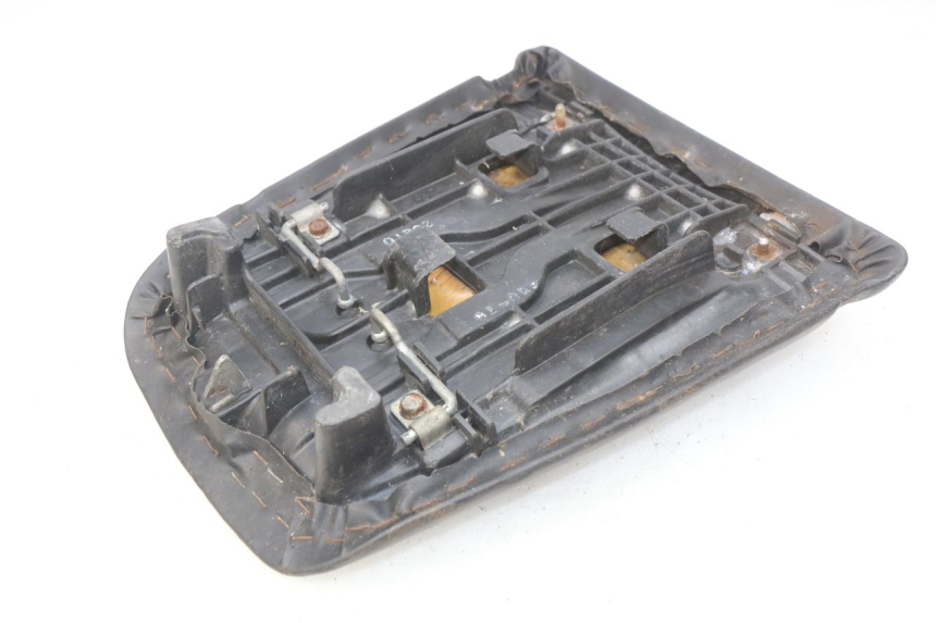 photo de ACHTERZITJE HONDA CBR RR FIREBLADE 900 (1992 - 1994) - Kenmerkende details