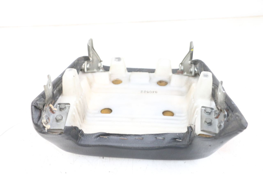 photo de ACHTERZITJE KAWASAKI GPX R WARBIRD 600 (1988 - 1993) - Zoom op gebruiksstaat