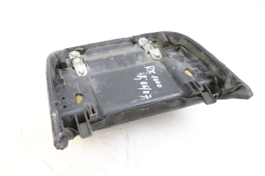 photo de ACHTERZITJE KAWASAKI GPZ RX 1000 (1986 - 1988) - Zoom op gebruiksstaat