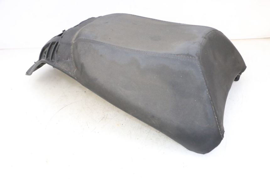 photo de ACHTERZITJE JM MOTORS GTS 125 (2015 - 2019) - Bevestigingspunten