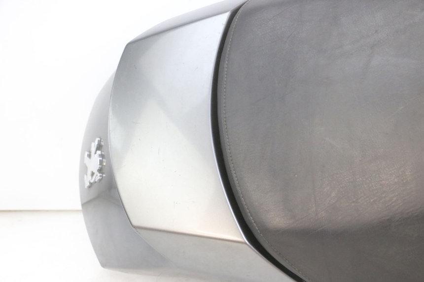 photo de ACHTERZITJE PEUGEOT SATELIS 125 (2010 - 2012) - Zoom op componenten