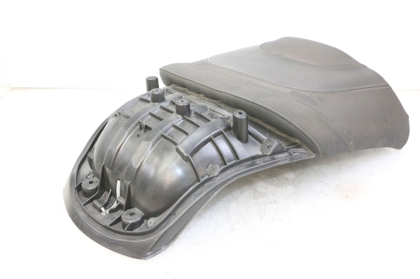 photo de ACHTERZITJE PEUGEOT SATELIS 125 (2013 - 2018) - Zoom op componenten