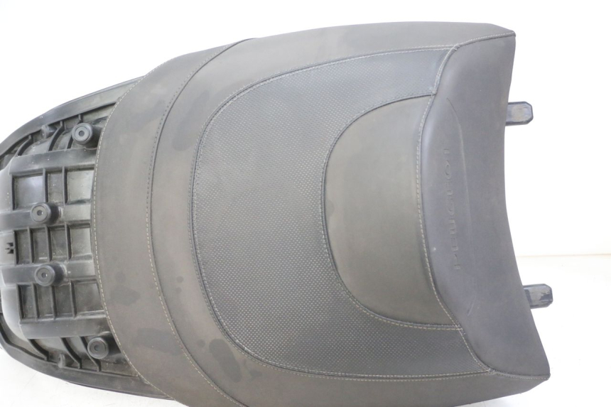 photo de ACHTERZITJE PEUGEOT SATELIS 125 (2013 - 2018) - Gecontroleerd onderdeel