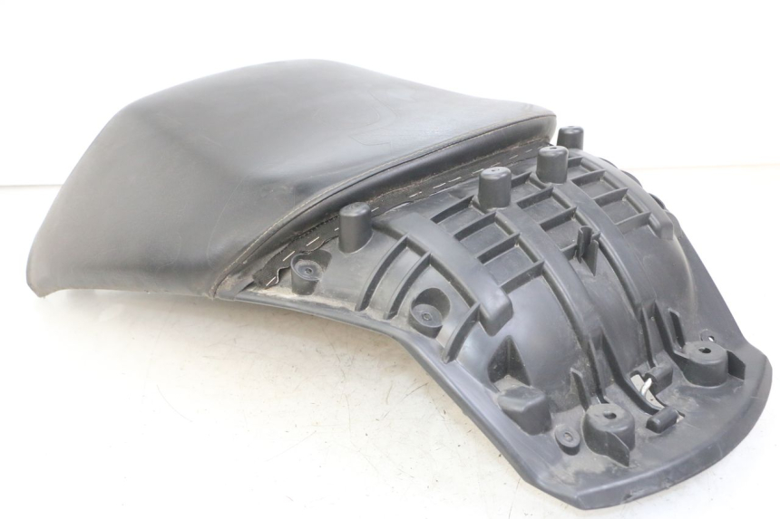 photo de ACHTERZITJE PEUGEOT SATELIS COMPRESSOR K15 125 (2006 - 2009) - Zoom op componenten