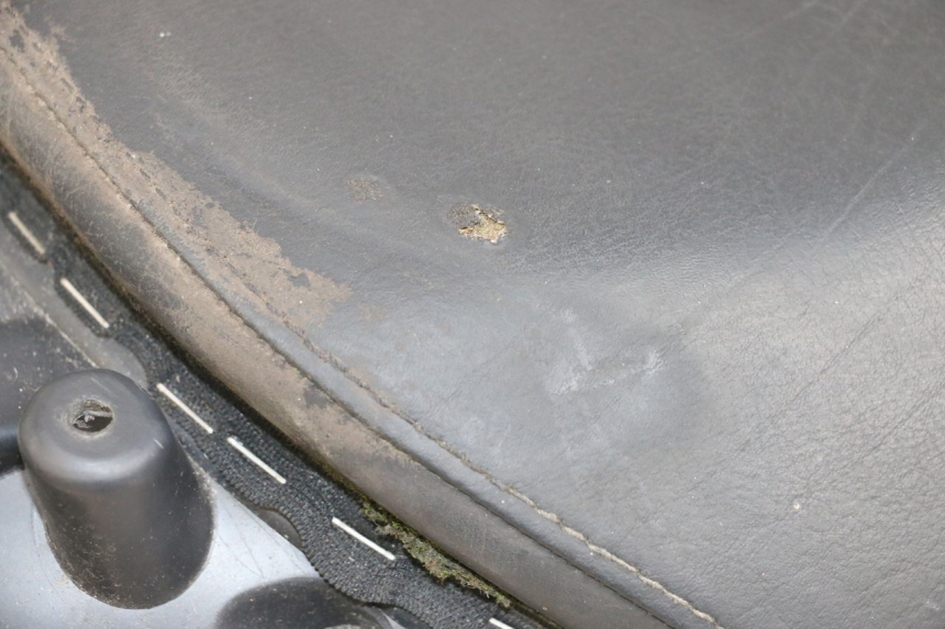 photo de ACHTERZITJE PEUGEOT SATELIS 125 (2010 - 2012) - Bevestigingspunten