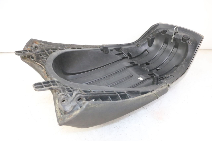 photo de ACHTERZITJE PEUGEOT SATELIS 125 (2013 - 2018) - Detail van het onderdeel