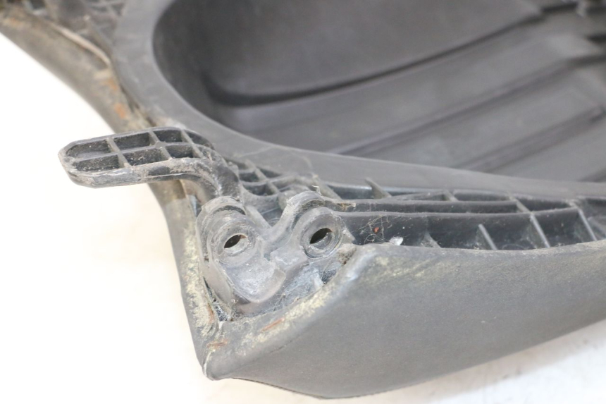 photo de ACHTERZITJE PEUGEOT SATELIS 125 (2013 - 2018) - Zoom op gebruiksstaat